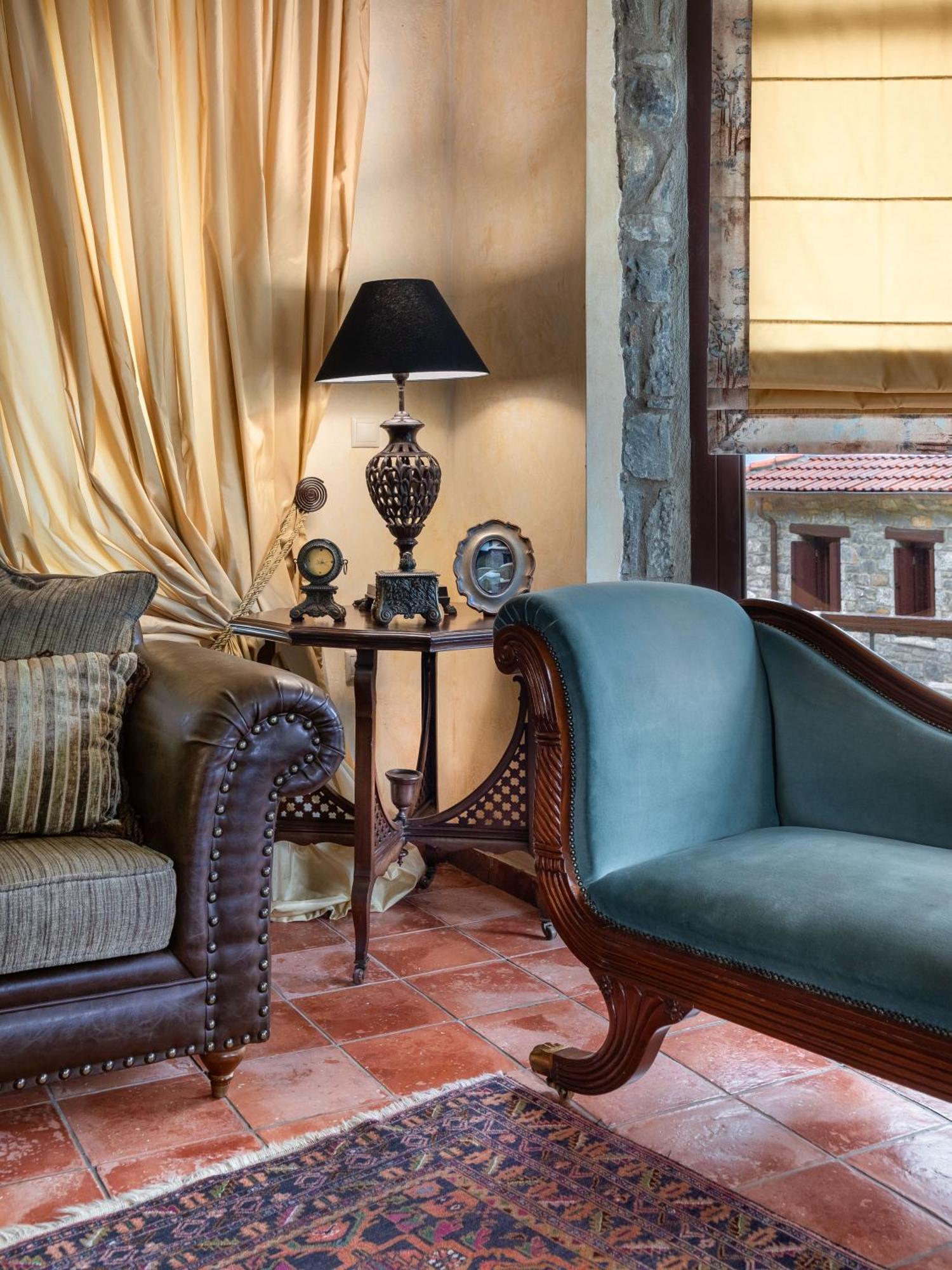Ostra Menalon Luxury Suites Kardharás Dış mekan fotoğraf