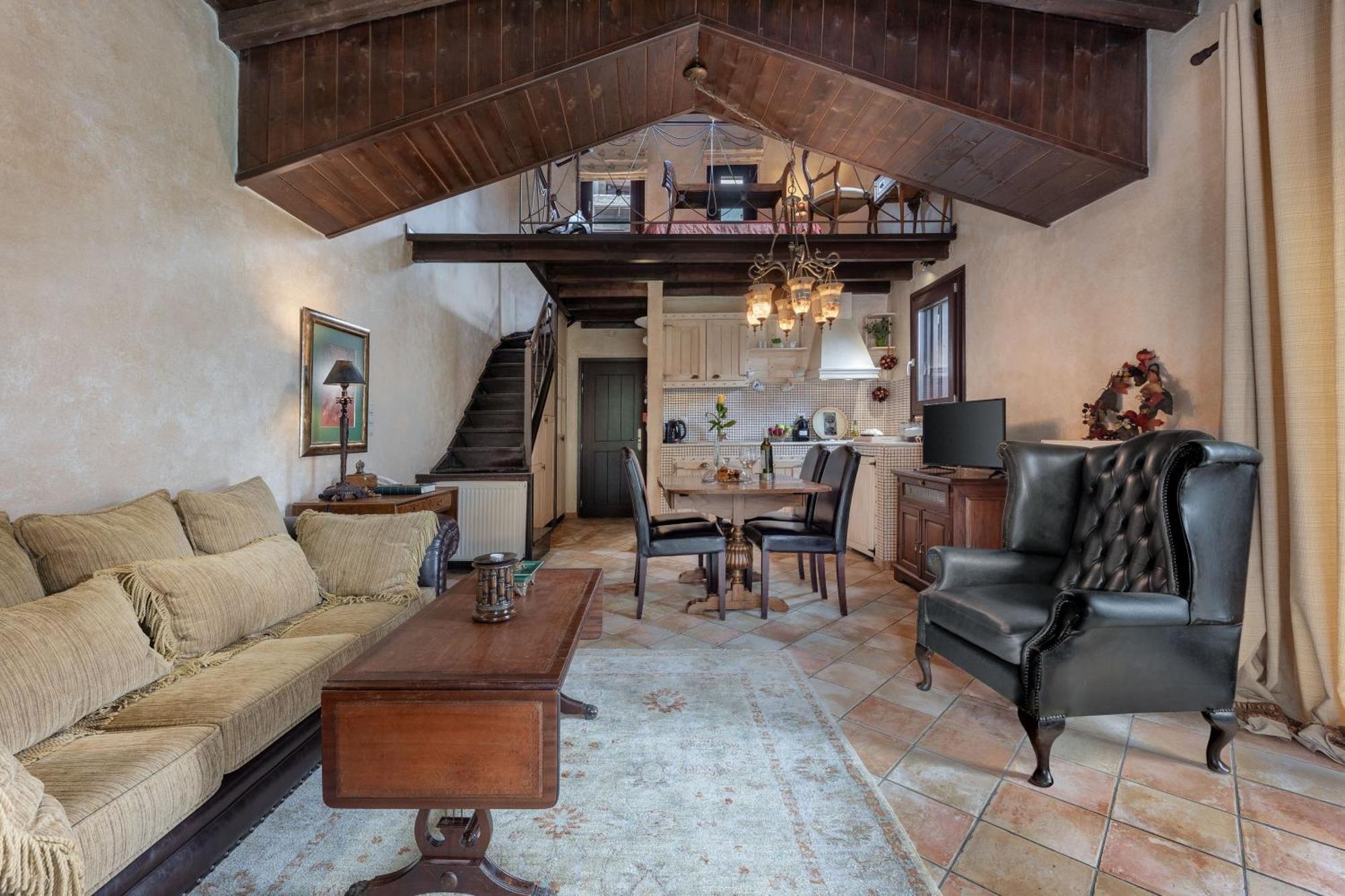 Ostra Menalon Luxury Suites Kardharás Oda fotoğraf