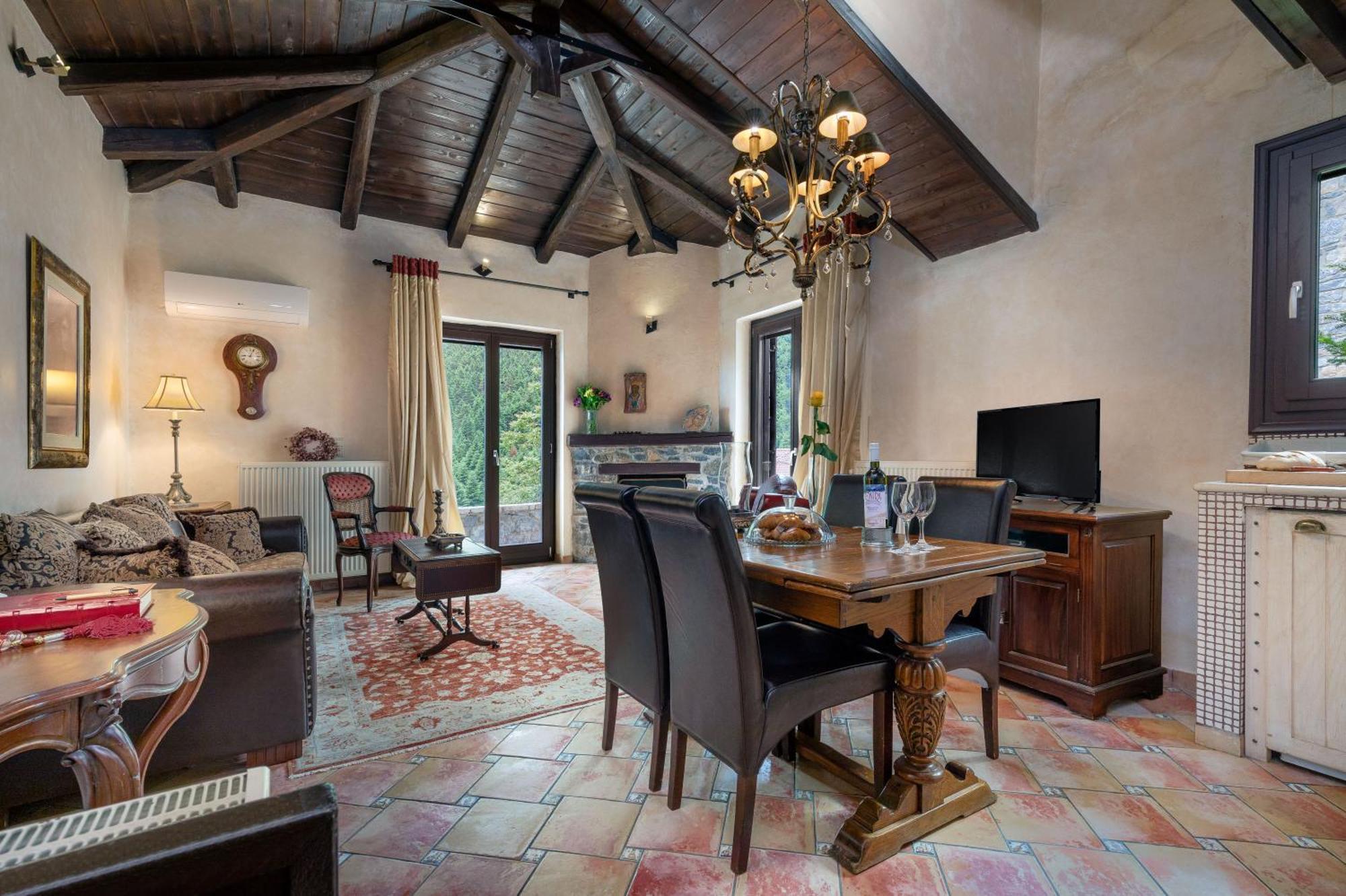 Ostra Menalon Luxury Suites Kardharás Oda fotoğraf